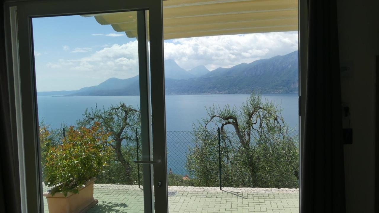 Agricampeggio Relax Maxicaravan Castelletto Di Brenzone Exterior foto